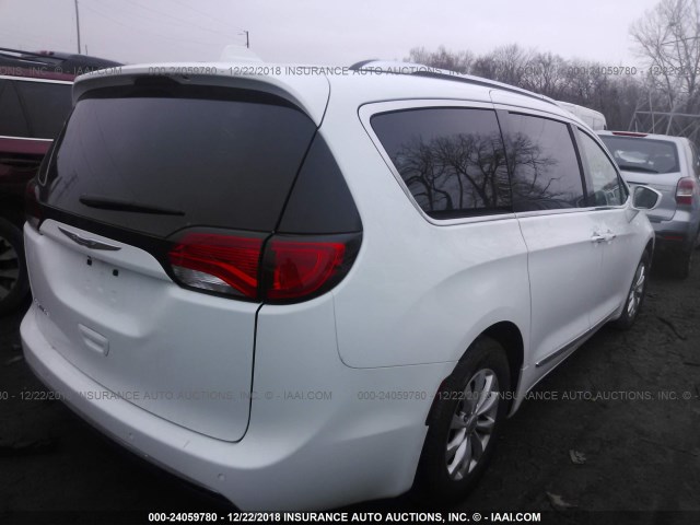 2C4RC1BG9JR120787 - 2018 CHRYSLER PACIFICA TOURING L WHITE photo 4