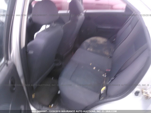 KL1TD56626B629113 - 2006 CHEVROLET AVEO LS SILVER photo 8