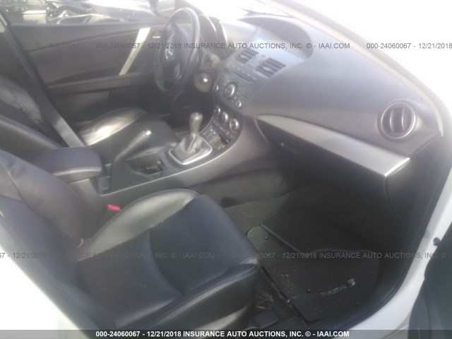 JM1BL1W54C1678189 - 2012 MAZDA 3 S WHITE photo 5