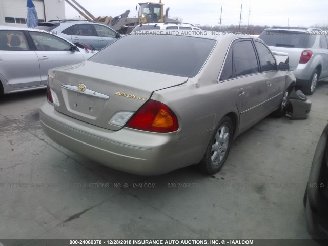 4T1BF28B1YU089179 - 2000 TOYOTA AVALON XL/XLS TAN photo 4