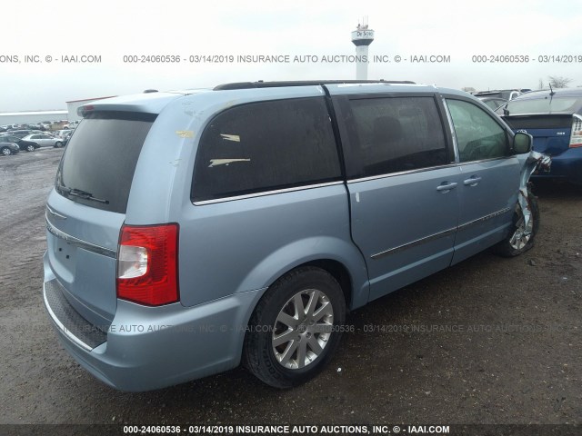 2C4RC1BGXDR806194 - 2013 CHRYSLER TOWN & COUNTRY TOURING BLUE photo 4