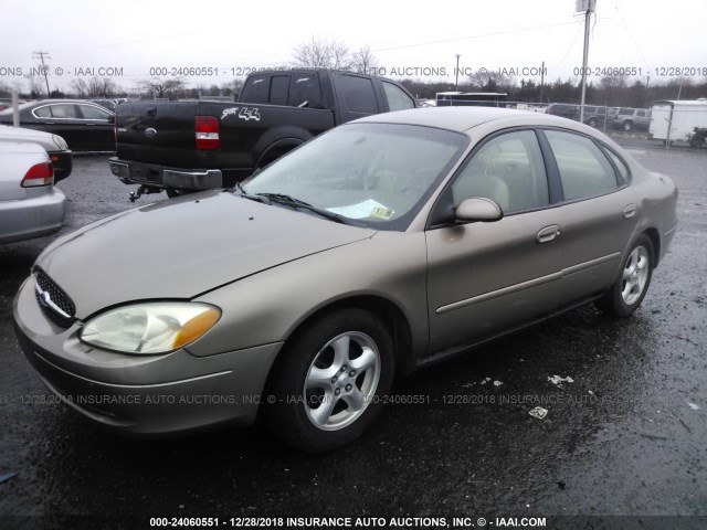 1FAFP55U42A118022 - 2002 FORD TAURUS SES GOLD photo 2