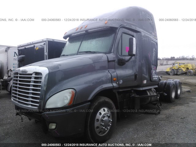 3AKJGLD60FSGJ3744 - 2015 FREIGHTLINER CASCADIA 125  Unknown photo 2