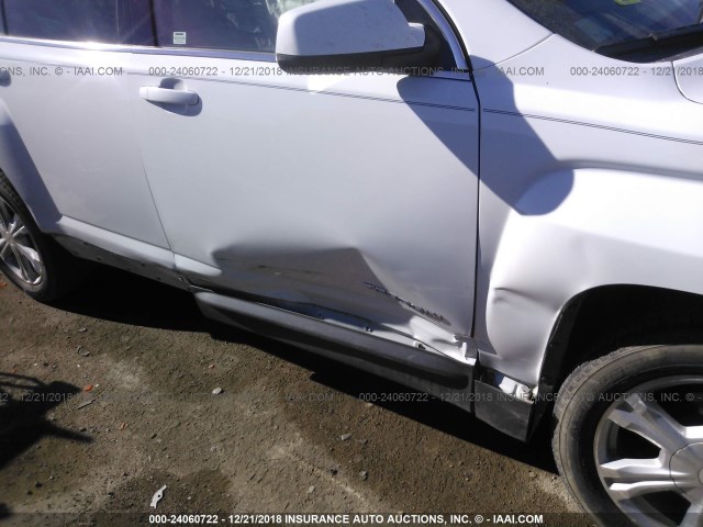 2GKALMEK8H6286748 - 2017 GMC TERRAIN SLE WHITE photo 6