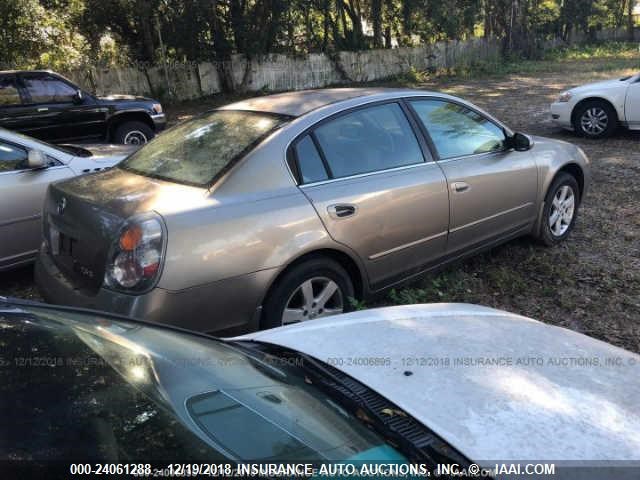 1N4AL11D62C234220 - 2002 NISSAN ALTIMA S/SL GOLD photo 4