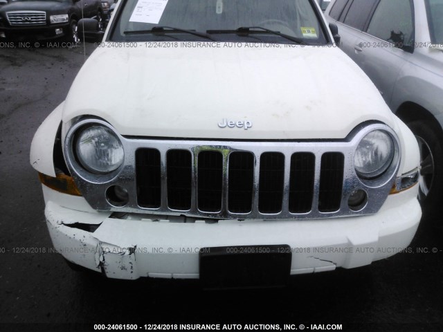 1J8GL58KX5W619873 - 2005 JEEP LIBERTY LIMITED WHITE photo 6