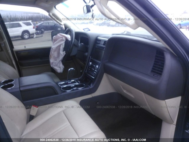 5LMJJ2HT0FEJ01006 - 2015 LINCOLN NAVIGATOR BLACK photo 5