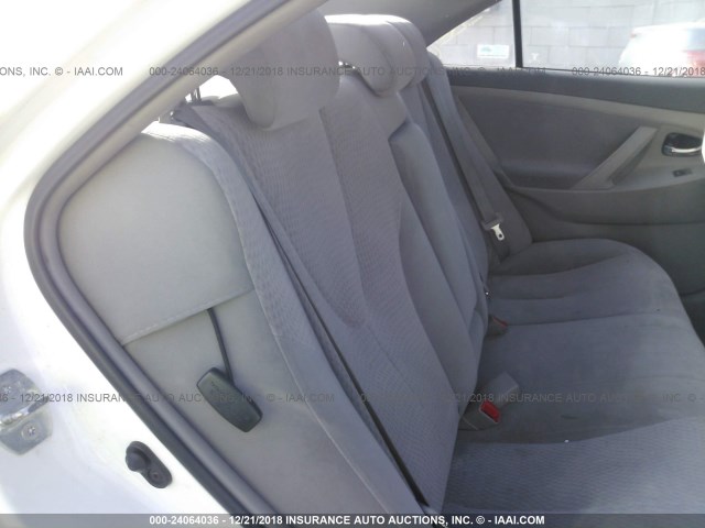 4T4BF3EK7BR162238 - 2011 TOYOTA CAMRY SE/LE/XLE 白色 照片 8