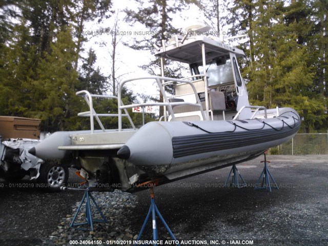 EG000185L101 - 2001 SAFE 23FT BOAT  GRAY photo 4