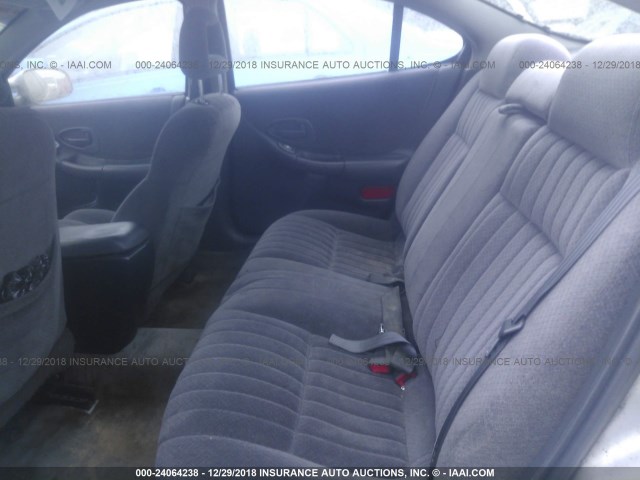 1G2WK52J5YF329992 - 2000 PONTIAC GRAND PRIX SE1 SILVER photo 8