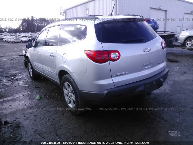 1GNLRFED7AS101213 - 2010 CHEVROLET TRAVERSE LT SILVER photo 3