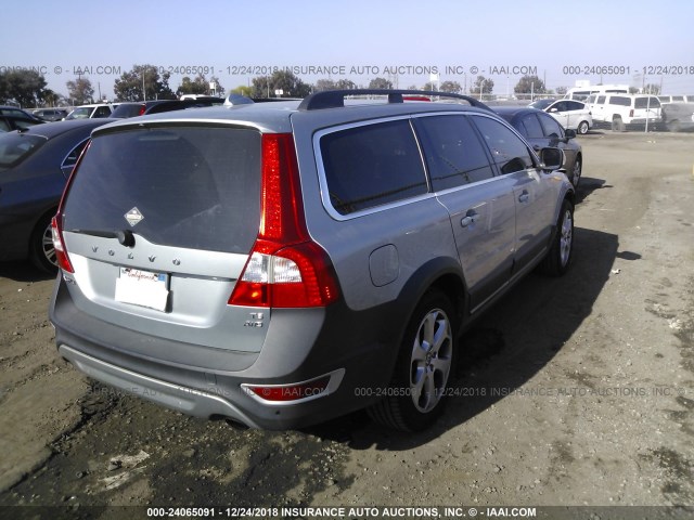 YV4992BZ7A1090521 - 2010 VOLVO XC70 T6 SILVER photo 4