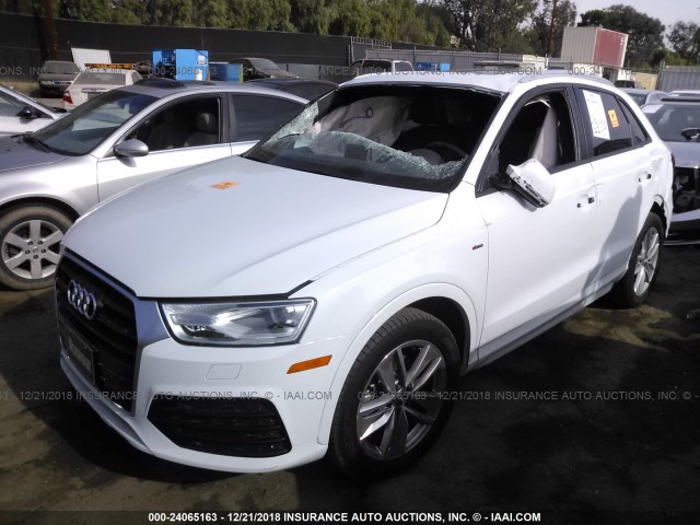 WA1BCCFS7JR028508 - 2018 AUDI Q3 PREMIUM WHITE photo 2