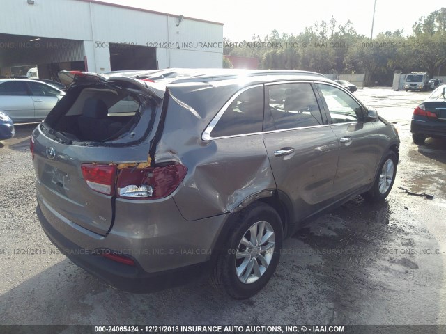 5XYPG4A57JG394412 - 2018 KIA SORENTO LX/L GRAY photo 4