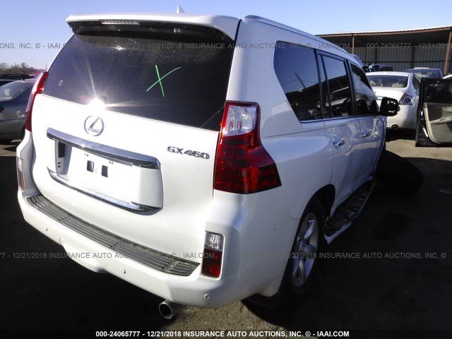 JTJBM7FX9B5032121 - 2011 LEXUS GX WHITE photo 4