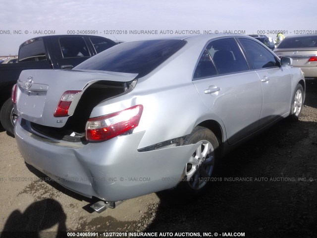 4T1BK46K57U039765 - 2007 TOYOTA CAMRY NEW GENERAT LE/XLE/SE SILVER photo 4