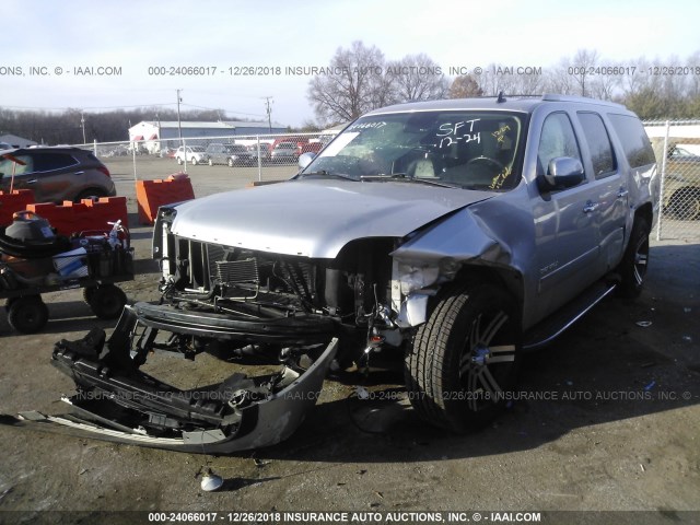 1GKS2MEF6BR167831 - 2011 GMC YUKON XL DENALI SILVER photo 2