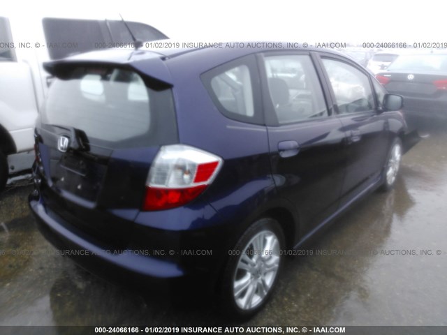 JHMGE8H46AC007362 - 2010 HONDA FIT SPORT PURPLE photo 4