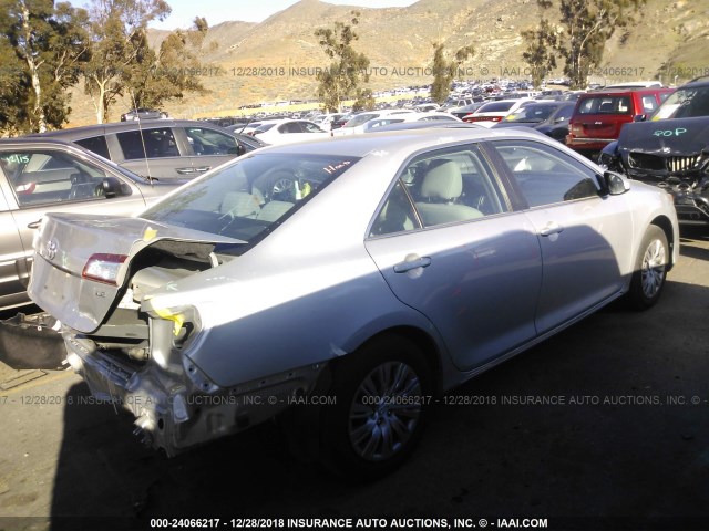 4T1BF1FK4EU380655 - 2014 TOYOTA CAMRY L/SE/LE/XLE SILVER photo 4