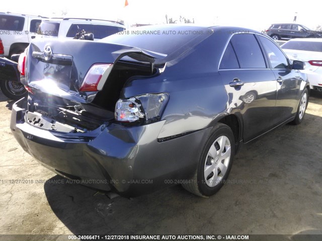 4T4BE46K79R129421 - 2009 TOYOTA CAMRY SE/LE/XLE GRAY photo 4