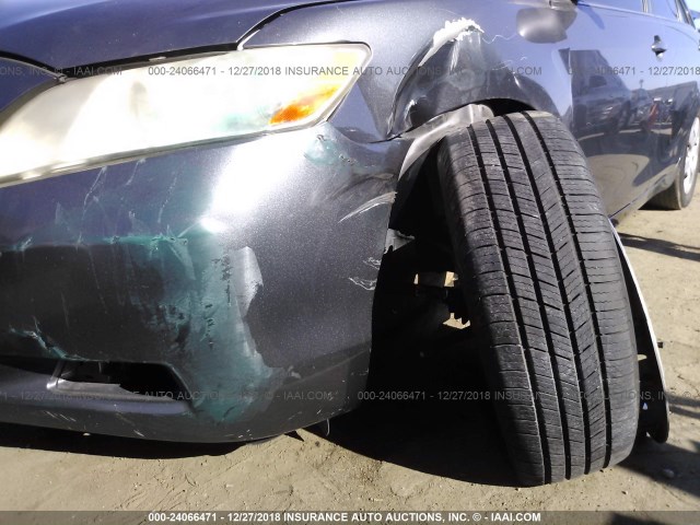 4T4BE46K79R129421 - 2009 TOYOTA CAMRY SE/LE/XLE GRAY photo 6