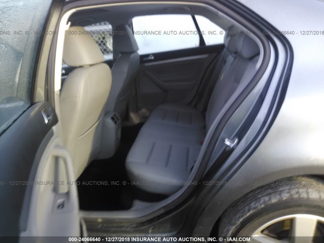 3VWRM71K89M080577 - 2009 VOLKSWAGEN JETTA SE/SEL GRAY photo 8