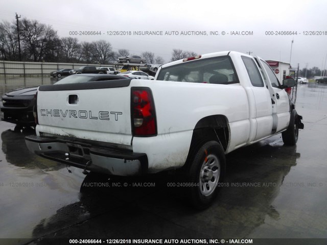 1GCEC19VX6Z244177 - 2006 CHEVROLET SILVERADO C1500 WHITE photo 4