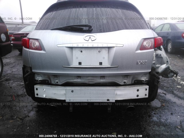 JNRAS08W05X202830 - 2005 INFINITI FX35 GRAY photo 6