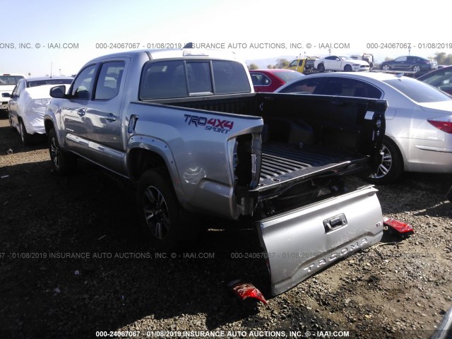 3TMCZ5ANXGM025683 - 2016 TOYOTA TACOMA DBL CAB/SR/SR5/TRD SPT/OR SILVER photo 3