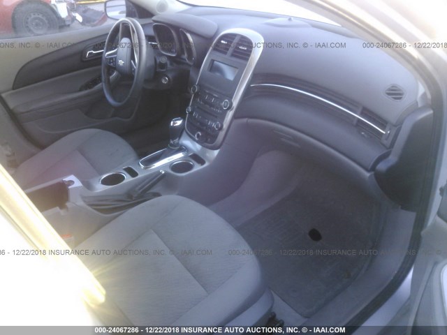 1G11B5SL9EF194480 - 2014 CHEVROLET MALIBU LS 银色 照片 5
