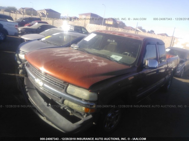 2GCEC19V111363219 - 2001 CHEVROLET SILVERADO C1500 ORANGE photo 2