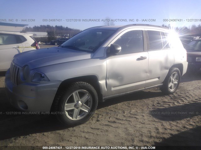 1J8FF47W07D291640 - 2007 JEEP COMPASS SILVER photo 2