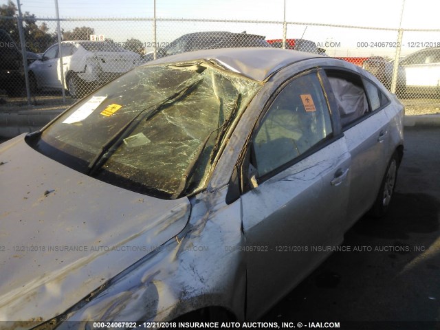 1G1PA5SG9E7366646 - 2014 CHEVROLET CRUZE LS SILVER photo 6