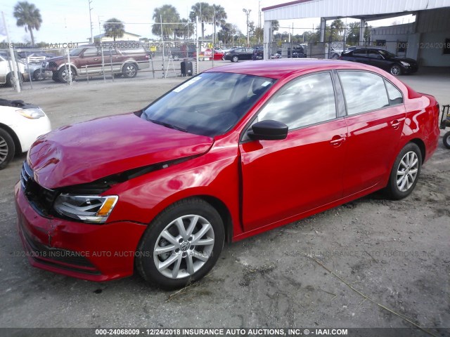 3VWD17AJ0FM355963 - 2015 VOLKSWAGEN JETTA SE RED photo 2