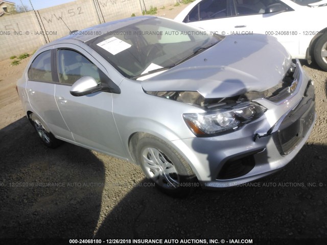 1G1JB5SG9H4178377 - 2017 CHEVROLET SONIC LS 银色 照片 1
