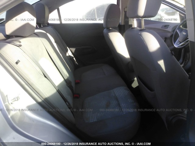 1G1JB5SG9H4178377 - 2017 CHEVROLET SONIC LS 银色 照片 8