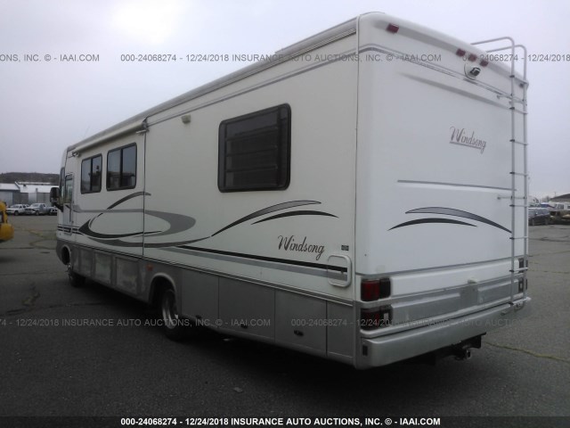 3FCMF53S6XJA15086 - 1999 FOREST RIVER F550  WHITE photo 3