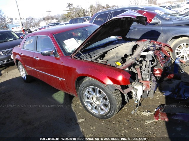 2C3CA6CT8AH114588 - 2010 CHRYSLER 300C RED photo 1