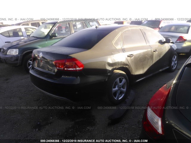 1VWAP7A3XDC011915 - 2013 VOLKSWAGEN PASSAT S BLACK photo 4