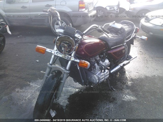 1HFSC0218DA305080 - 1983 HONDA GL1100 I BURGUNDY photo 2