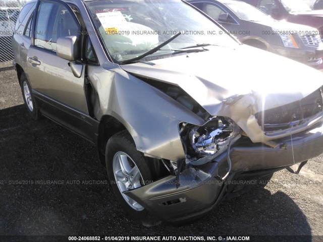 JTJHF10U110212186 - 2001 LEXUS RX 300 TAN photo 6