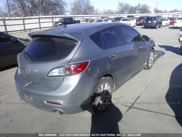 JM1BL1K52B1374864 - 2011 MAZDA 3 S GRAY photo 4