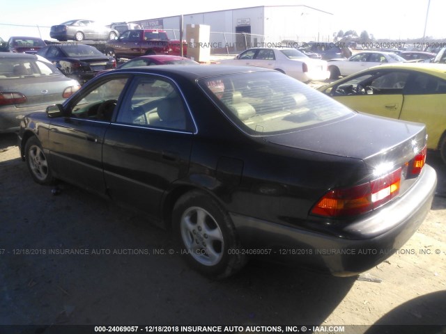 JT8BF28G4W5025918 - 1998 LEXUS ES 300 BLACK photo 3