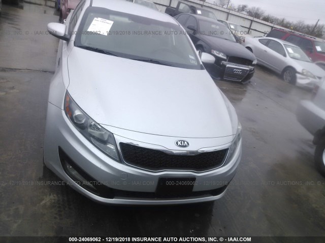 KNAGM4A73D5351352 - 2013 KIA OPTIMA SILVER photo 6