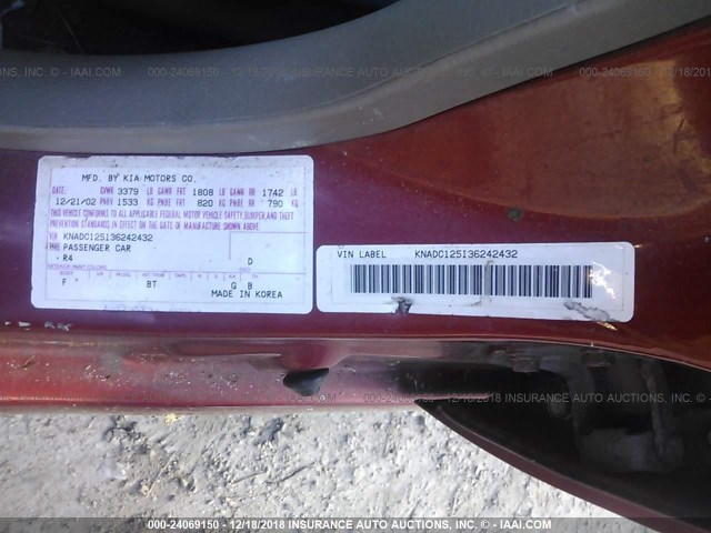 KNADC125136242432 - 2003 KIA RIO RED photo 9