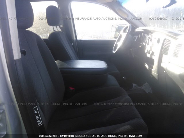 3D7KU28D83G732897 - 2003 DODGE RAM 2500 ST/SLT 银色 照片 5