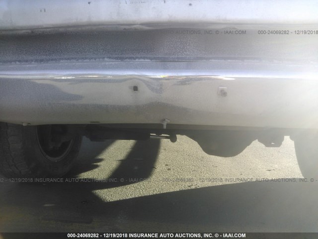 3D7KU28D83G732897 - 2003 DODGE RAM 2500 ST/SLT 银色 照片 6