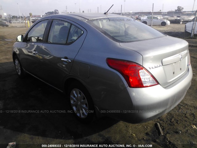 3N1CN7AP8CL940642 - 2012 NISSAN VERSA S/SV/SL GRAY photo 3