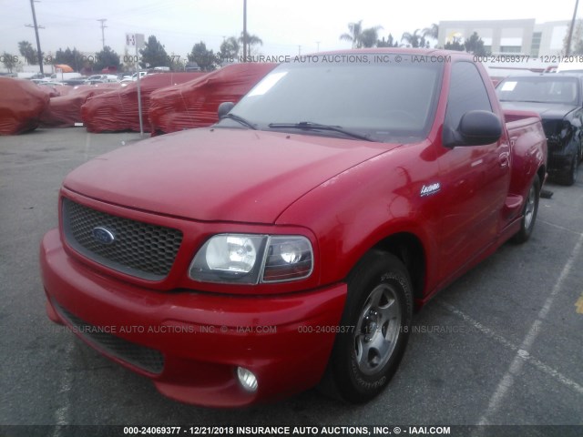 2FTZF0730XCA95068 - 1999 FORD F150 SVT LIGHTNING RED photo 2