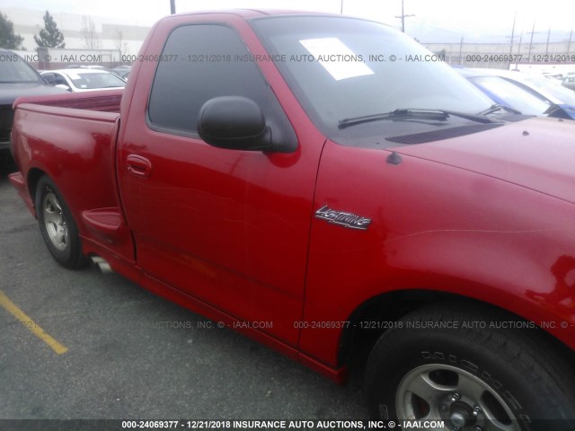 2FTZF0730XCA95068 - 1999 FORD F150 SVT LIGHTNING RED photo 6